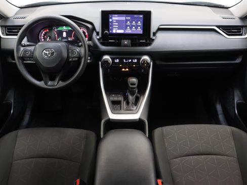 Certified 2025 Toyota RAV4 XLE FWD image 30
