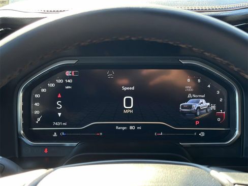 Used 2025 GMC Sierra 1500 AT4 w/ AT4 Premium Package image 11