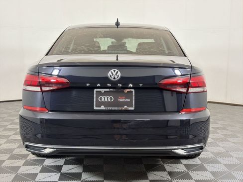 Used 2022 Volkswagen Passat 2.0T SE FWD image 10