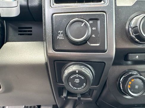 Used 2018 Ford F150 XLT w/ Equipment Group 302A Luxury AWD/4WD image 33