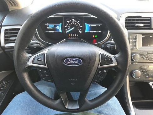 Used 2018 Ford Fusion S image 29