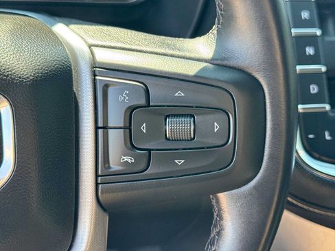 Used 2023 GMC Yukon SLT AWD/4WD image 26