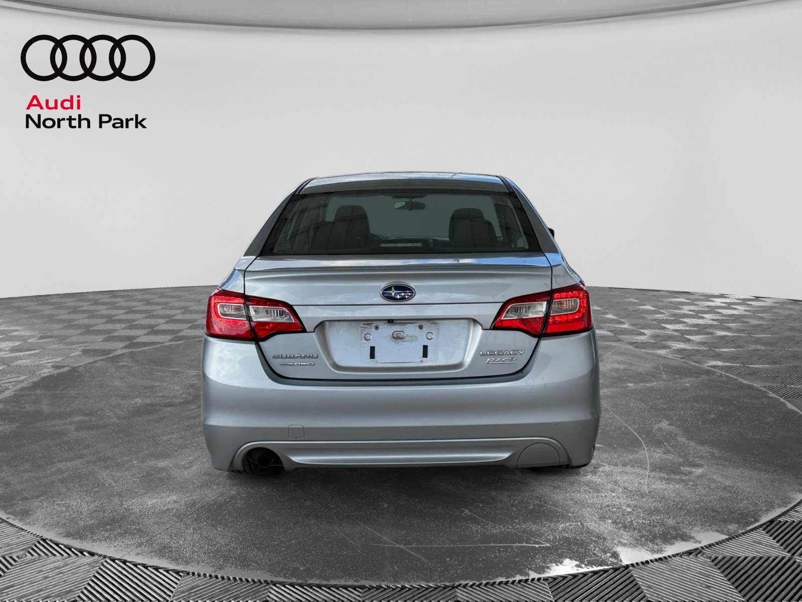 Used 2017 Subaru Legacy 2.5i w/ Alloy Wheel Package AWD/4WD image 4