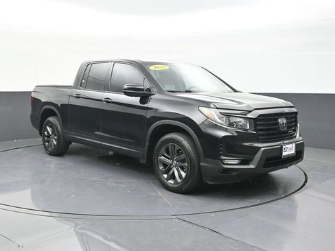 Used 2023 Honda Ridgeline Sport image 19