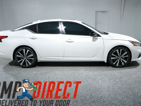 Used 2021 Nissan Altima 2.5 SR w/ SR Premium Package FWD image 6