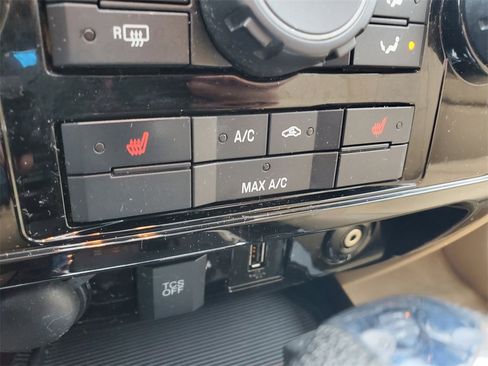 Used 2011 Ford Escape Limited w/ 302A Rapid Spec Order Code image 20