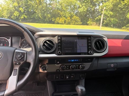 Used 2023 Toyota Tacoma SR5 RWD image 19