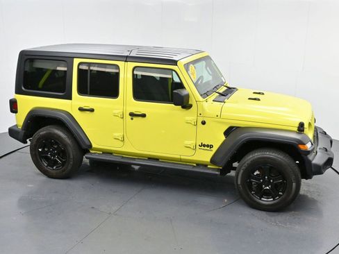 Used 2022 Jeep Wrangler Unlimited Sport S image 32