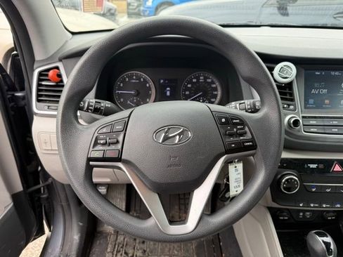 Used 2018 Hyundai Tucson SEL image 15