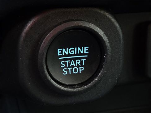 Used 2024 Ford Maverick Lariat w/ Black Appearance Package image 13