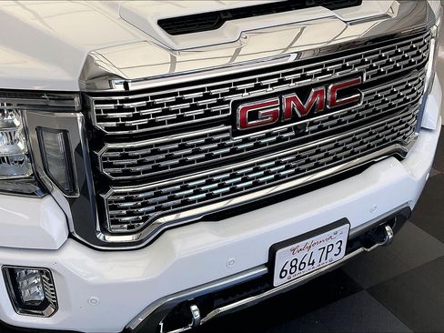Used 2020 GMC Sierra 2500 Denali w/ Denali Ultimate Package AWD/4WD image 30