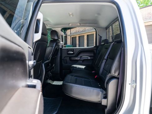 Used 2015 GMC Sierra 2500 Denali w/ Duramax Plus Package AWD/4WD image 27