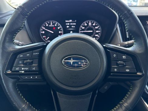 Used 2025 Subaru Outback Onyx Edition AWD/4WD image 28
