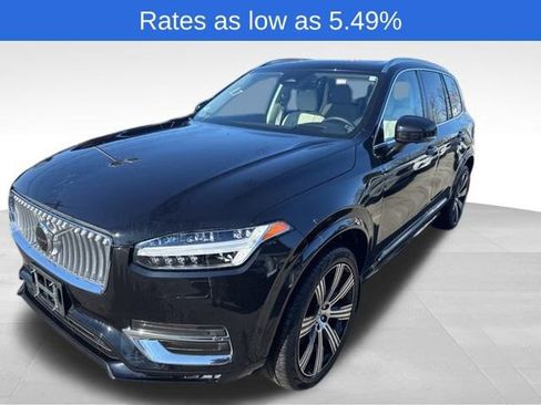 Certified 2023 Volvo XC90 B6 Ultimate w/ Protection Package image 23