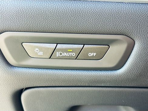 Used 2024 BMW X5 xDrive40i w/ Premium Package AWD/4WD image 11