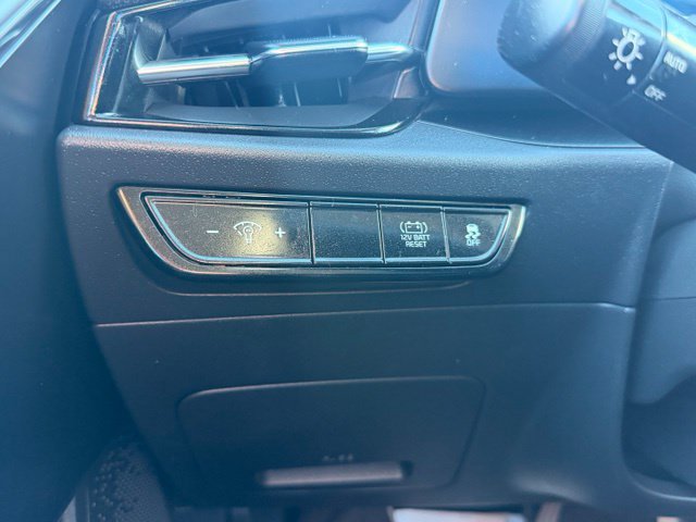 Used 2023 Kia Niro LX FWD image 15