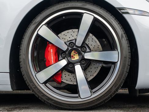 Certified 2024 Porsche 911 Carrera S RWD image 15