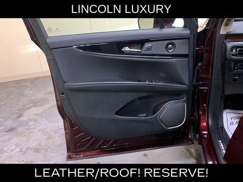 Used 2023 Lincoln Nautilus Reserve w/ Equipment Group 201A AWD/4WD image 28
