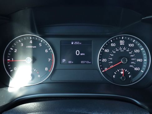 Used 2021 Kia Forte LXS FWD image 25