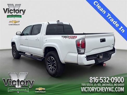 Used 2021 Toyota Tacoma TRD Sport image 4