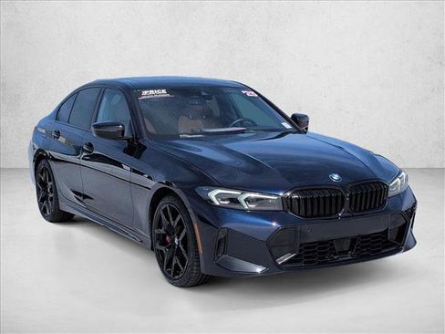 Used 2025 BMW 330i Sedan w/ M Sport Package RWD image 3