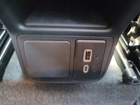 Used 2025 Buick Encore GX Sport Touring w/ Comfort Package image 13