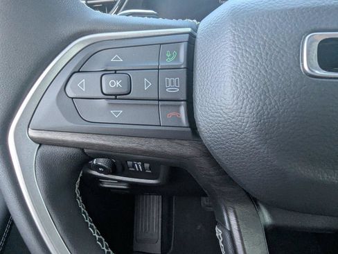 New 2026 Jeep Grand Cherokee Limited RWD image 19