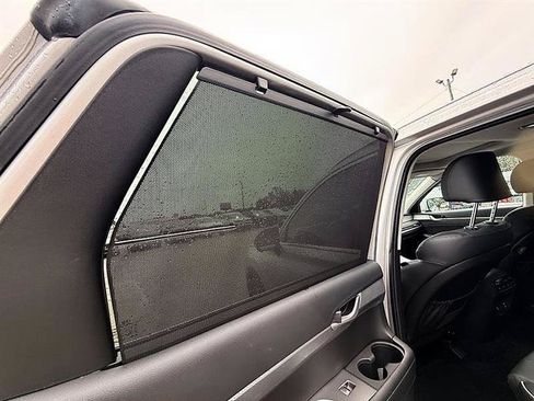 Used 2025 Hyundai Palisade SEL FWD image 23