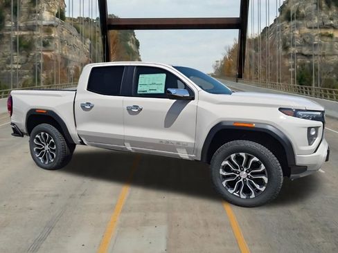 New 2026 GMC Canyon Denali AWD/4WD image 14