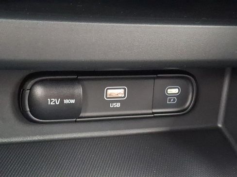 New 2026 Kia Seltos S AWD/4WD image 11