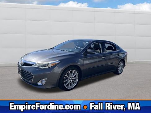 Used 2015 Toyota Avalon Limited w/ Technology Package image 1