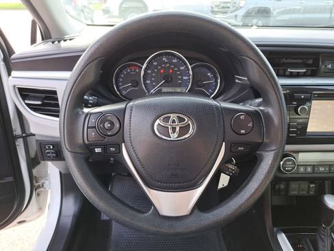 Used 2016 Toyota Corolla LE image 15