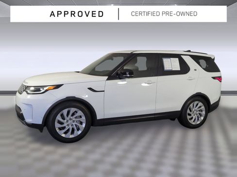 Certified 2025 Land Rover Discovery S image 1