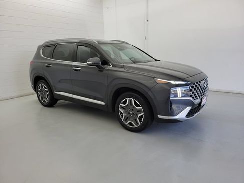 Used 2021 Hyundai Santa Fe Limited FWD image 4