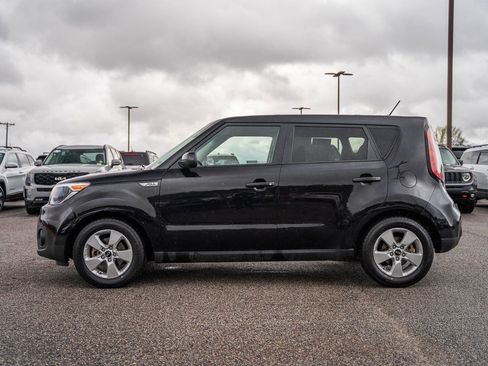 Used 2019 Kia Soul Base image 4