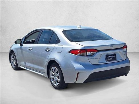 Used 2024 Toyota Corolla LE FWD image 7