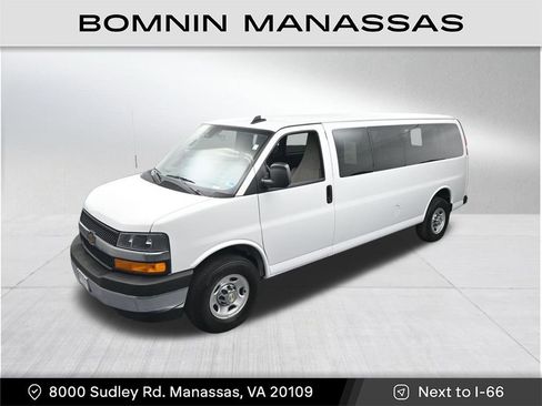 Used 2024 Chevrolet Express 3500 LT w/ LT Preferred Equipment Group RWD image 21