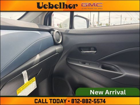 Used 2025 Nissan Versa SV w/ Trunk Package FWD image 29