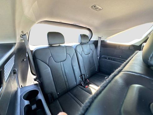 Used 2023 Kia Sorento EX AWD/4WD image 38