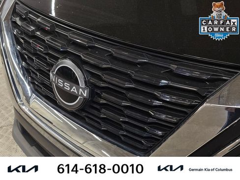 Used 2023 Nissan Rogue S AWD/4WD image 14