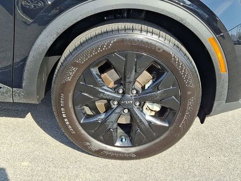 Used 2025 Kia Sportage X-Line w/ Premium Package image 8