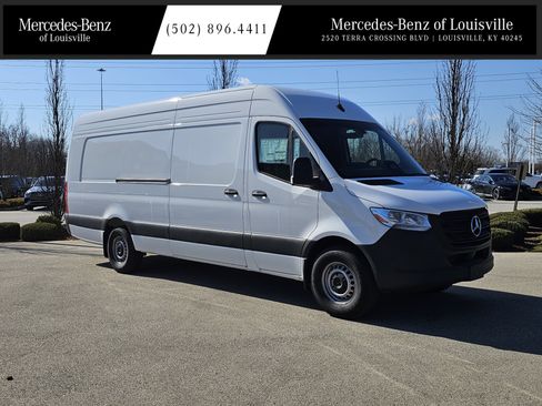 New 2025 Mercedes-Benz Sprinter 2500 image 1