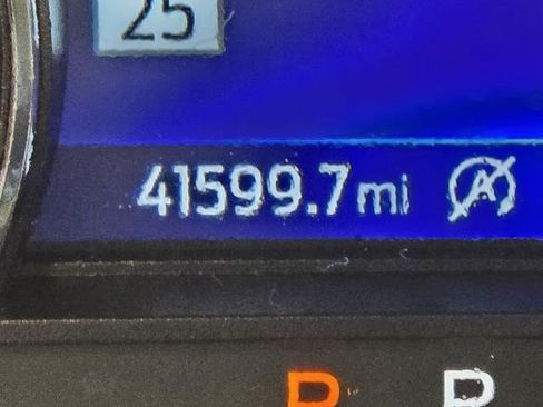 Used 2023 Ford Explorer ST-Line w/ Class IV Trailer Tow Package image 17