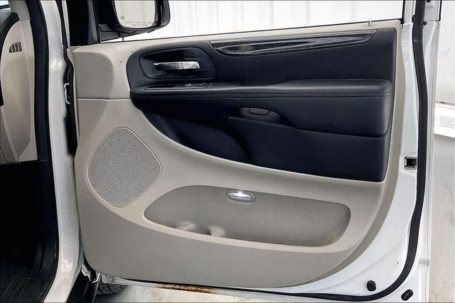 Used 2012 RAM C/V FWD image 21