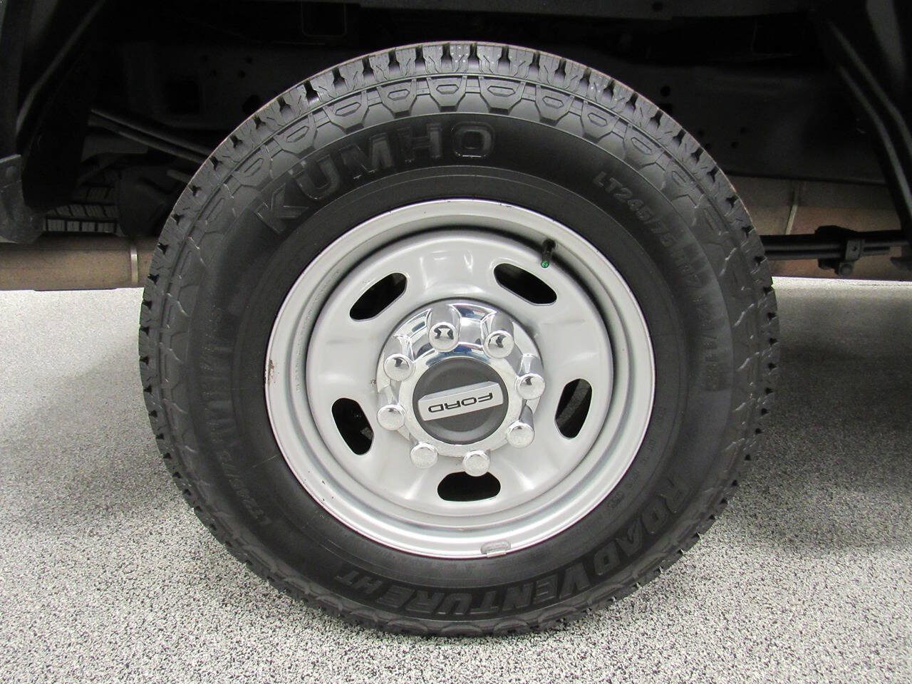 Used 2022 Ford F250 XL w/ Power Equipment Group AWD/4WD image 14