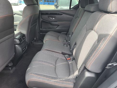 Used 2023 Honda Pilot Sport image 15