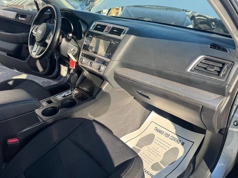 Used 2016 Subaru Legacy 2.5i Premium image 28