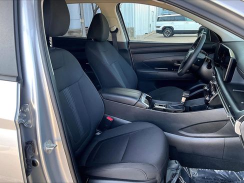 Certified 2025 Hyundai Tucson SEL image 7