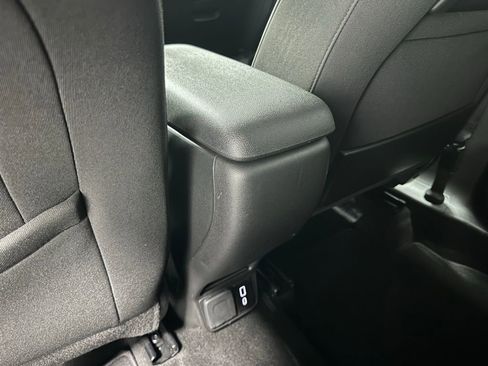 Used 2024 Chevrolet TrailBlazer LT w/ Convenience Package AWD/4WD image 49