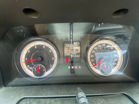 Used 2017 RAM 1500 Tradesman AWD/4WD image 35